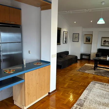 Deluxe Penthouse Private 1 - Center