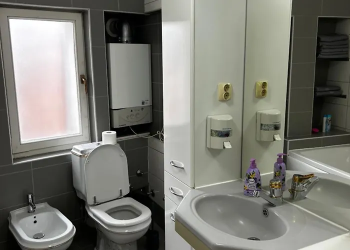 Deluxe Penthouse Private 1 - Center